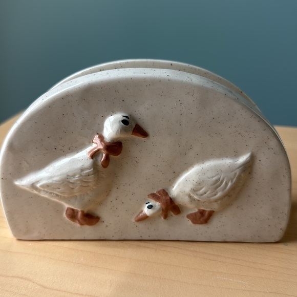 Vintage ceramic Creamer & Napkin Holder set ducks - Picture 2 of 13